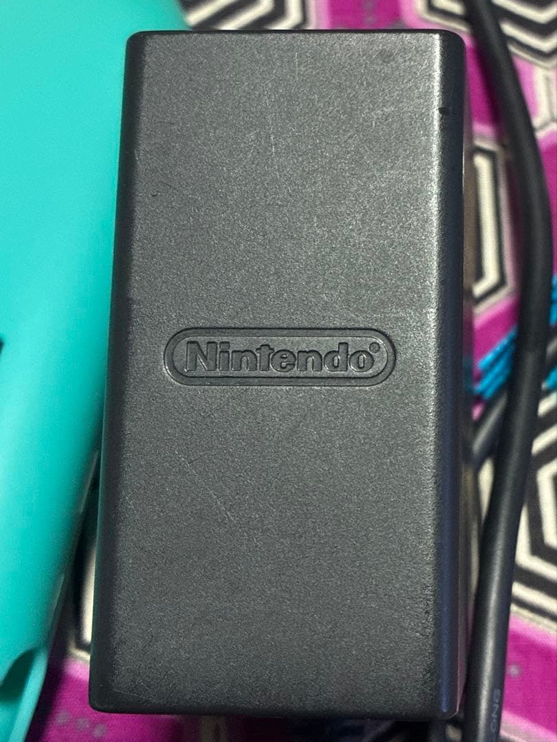 美品　Nintendo Switch Lite グレー 本体　カバーケース付き