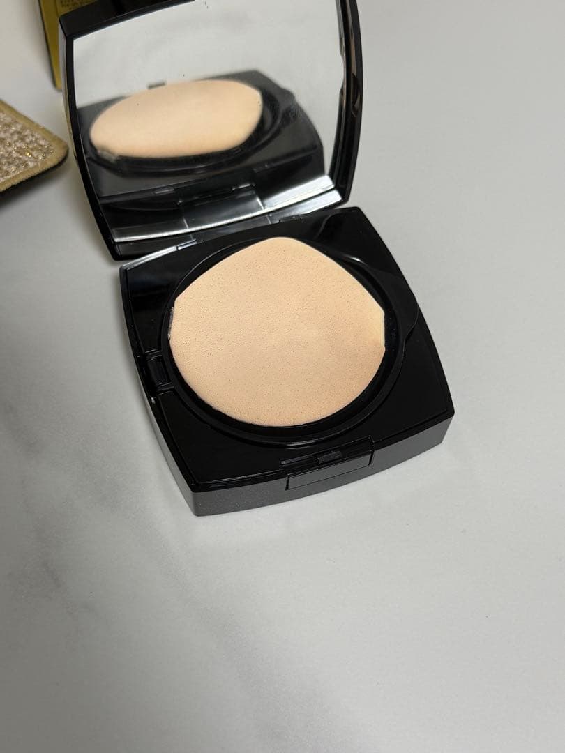 CHANEL SUBLIMAGE クッションファンデーション