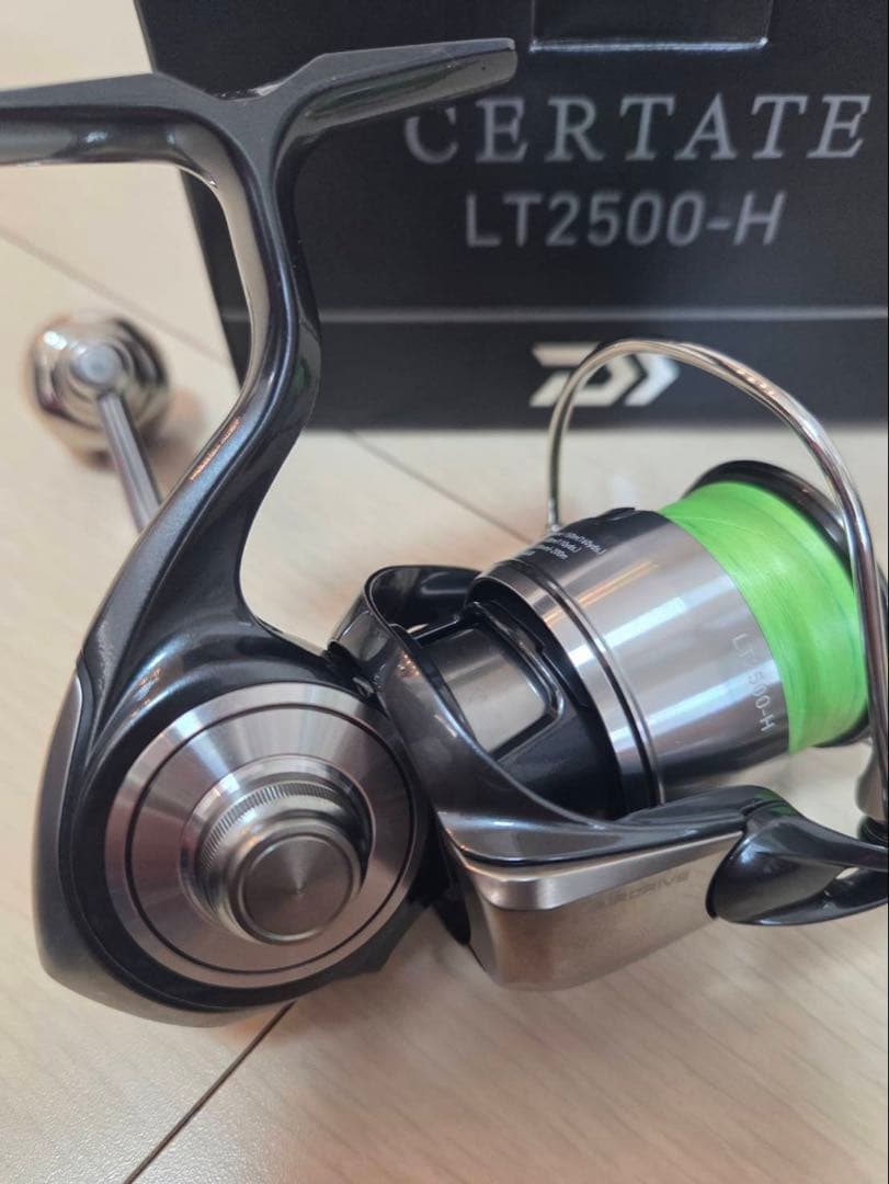 Daiwa CERTATE LT2500-H スピニングリール