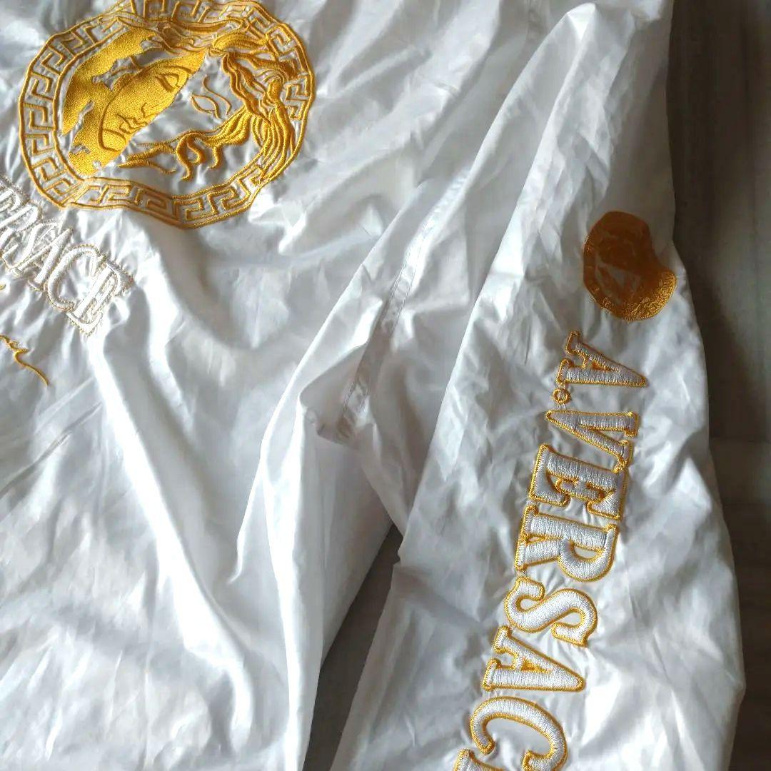 【レア】【美品】VERSACE　ヴェルサーチ　ナイロンホワイトジャケット