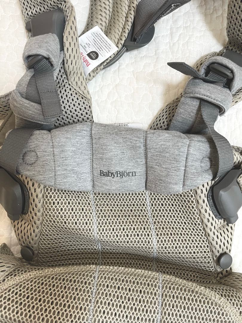 BABY BJORN ベビービョルン　ハーモニー　抱っこ紐