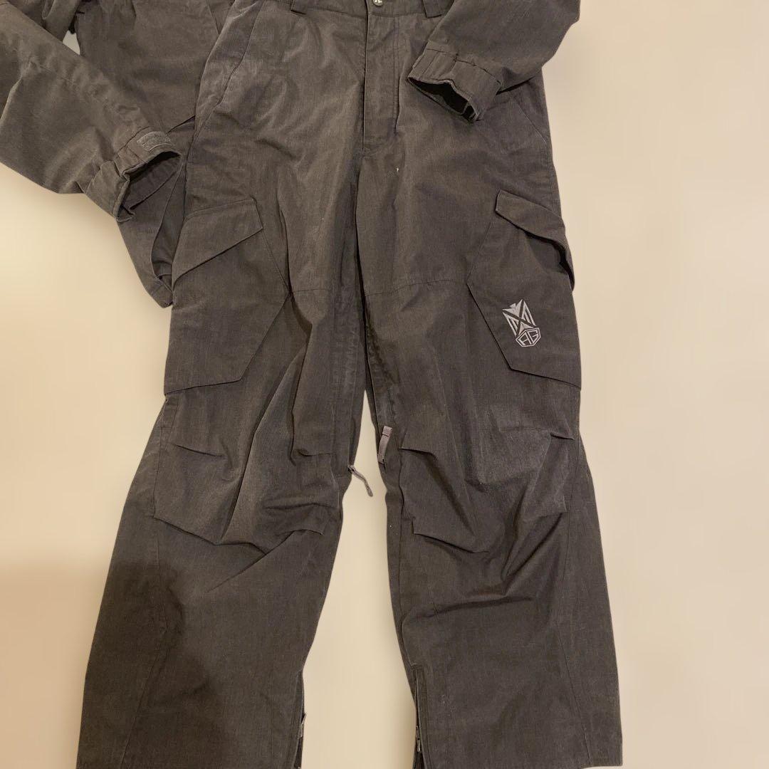 Burton Analog スノボウェア