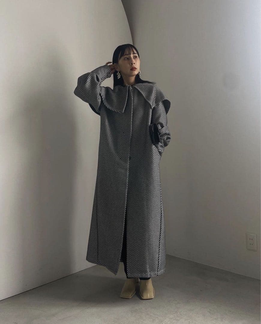 ジャケット・アウター 2602076 Ameri 2WAY CAPE PUFF SLEEVE COAT