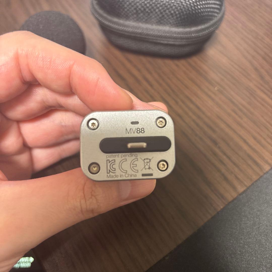 SHURE MV88 マイク ウィンドスクリーン付き