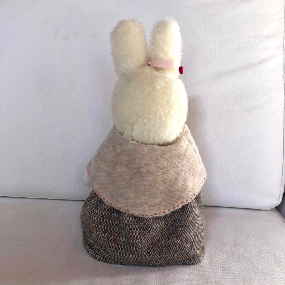 ハンドメイド　うさぎちゃんの冬支度　アルパカ&ウール のぬいぐるみ