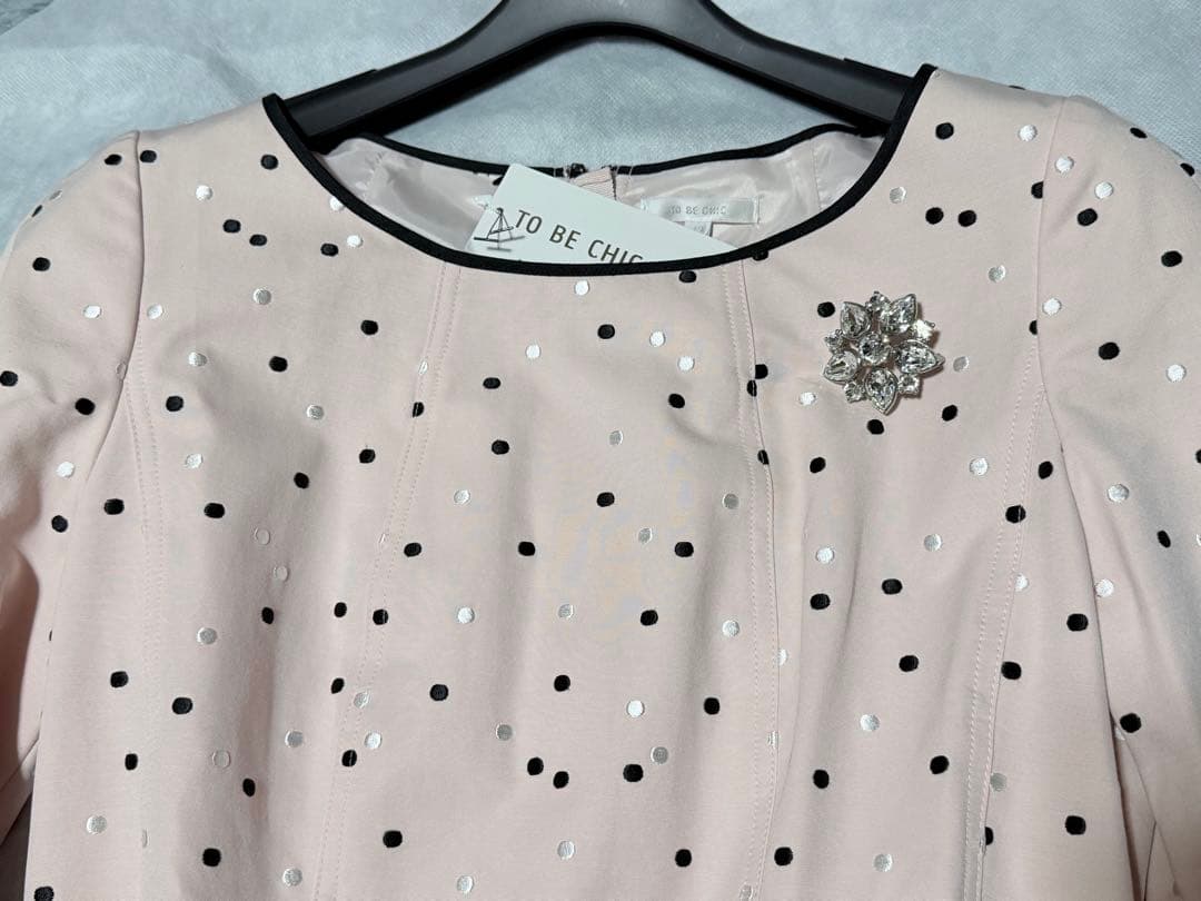 【新品・タグ付】 TO BE CHIC ワンピース フレア 水玉 刺繍 42