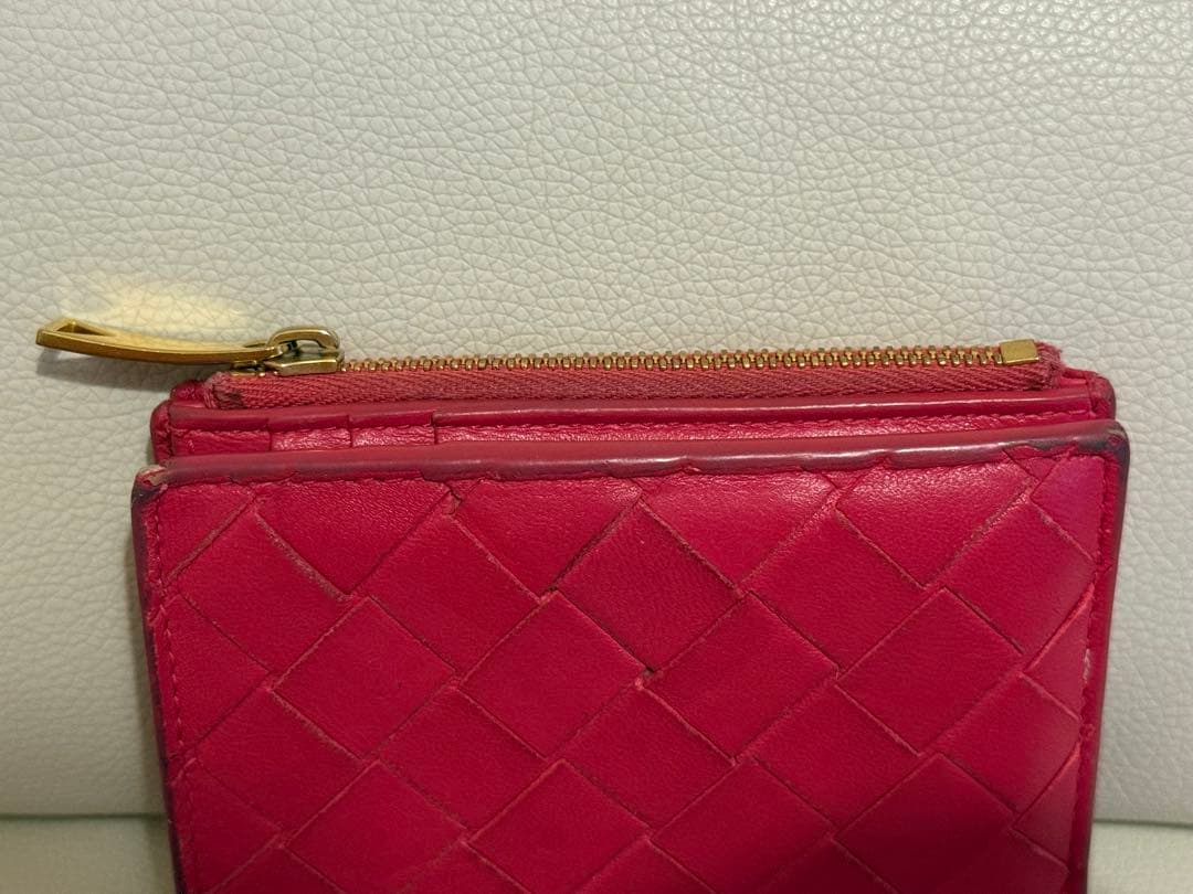 BOTTEGA VENETA ピンク レザー 二つ折り財布