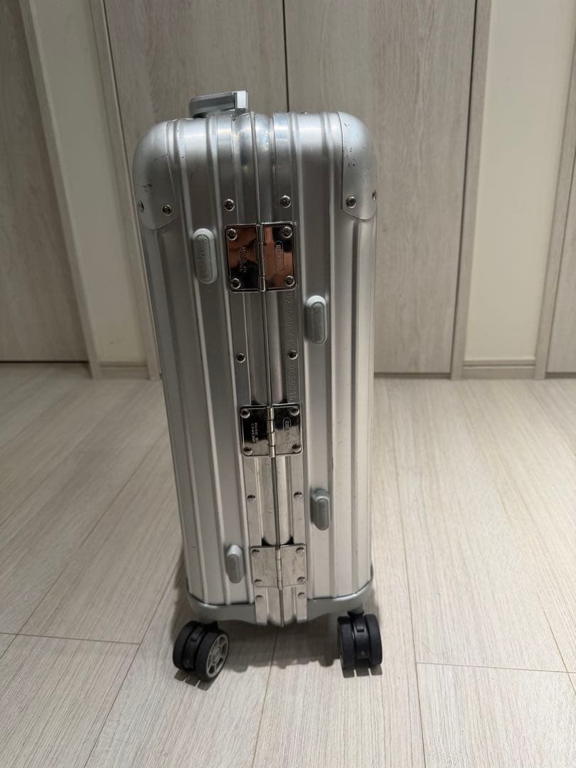 RIMOWA リモワ アルミ 4輪 機内持込 キャリーケース