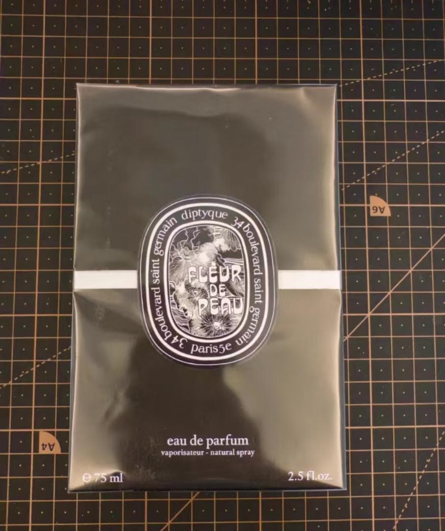 香水(ユニセックス) diptyque fleur de peau 75ml