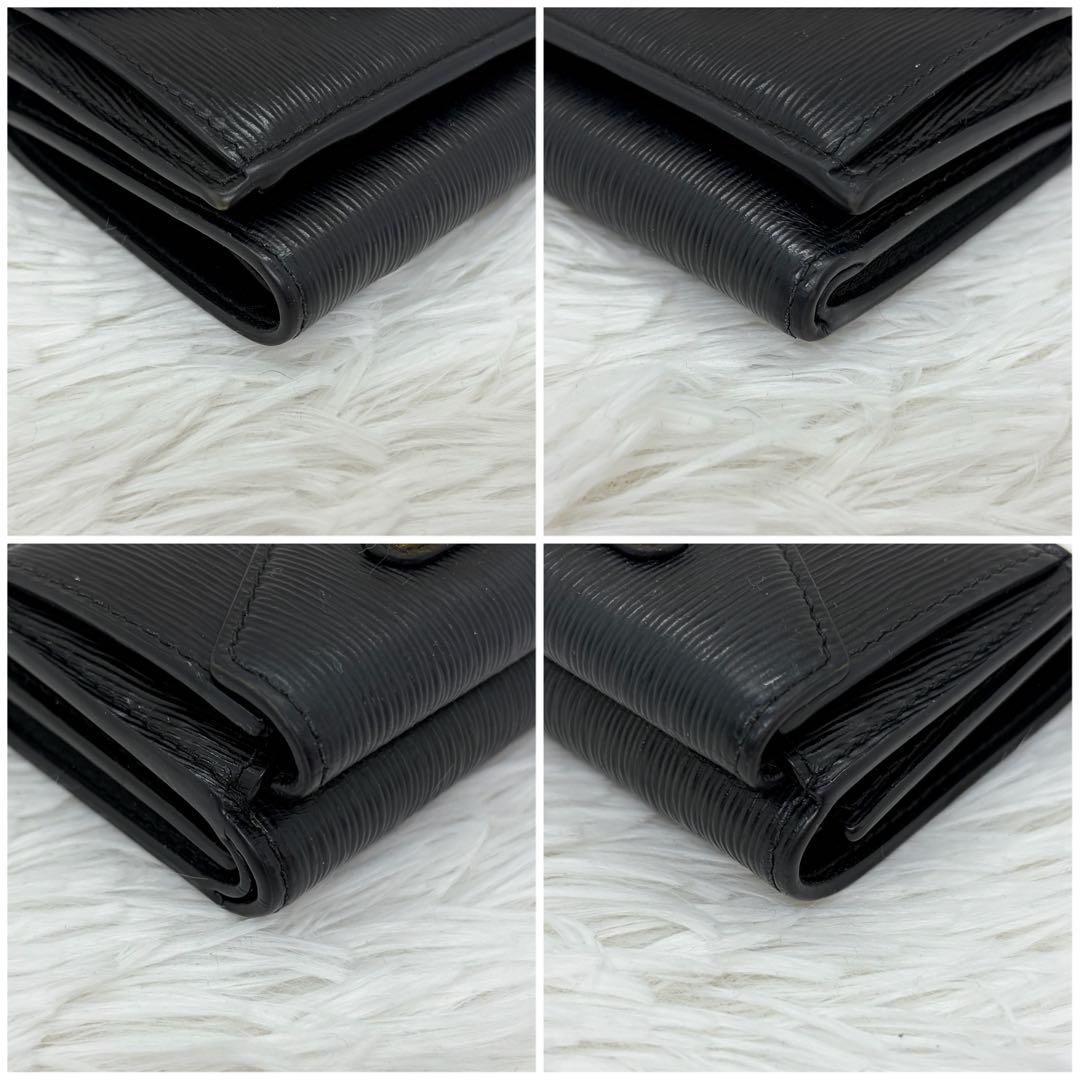 RFID搭載/美品✨プラダ　三つ折り財布 ヴィッテロ 三角ロゴ　レザー 黒