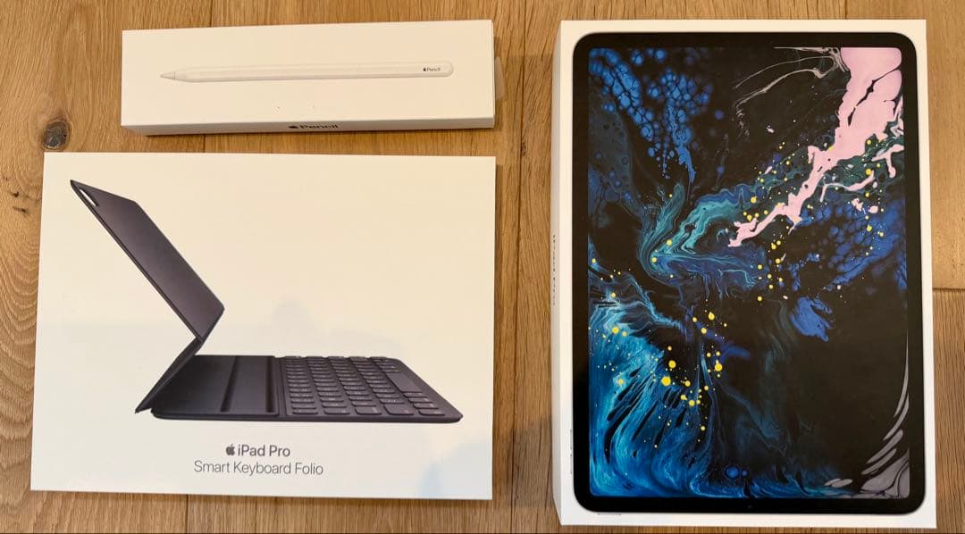 第一世代 iPad Pro 256GB、純正ペンシル、純正キーボードフォリオ黒