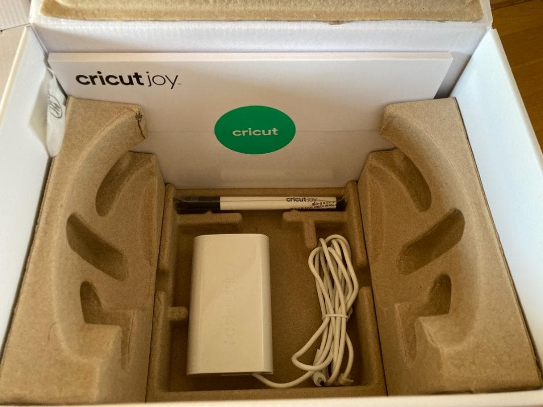 ※cheeseさま専用：カッティングマシン Cricut Joy