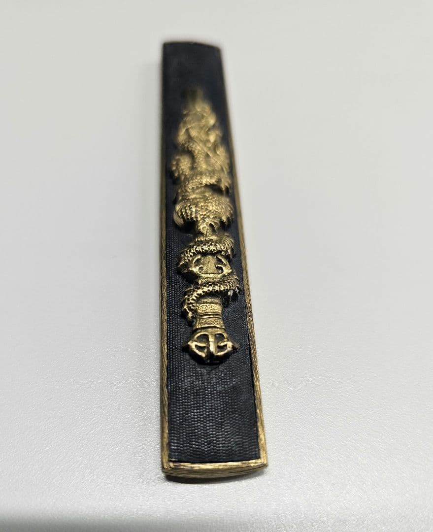 【刀装具・逸品】小柄 倶利伽羅龍図 独鈷剣 彫金 時代武具