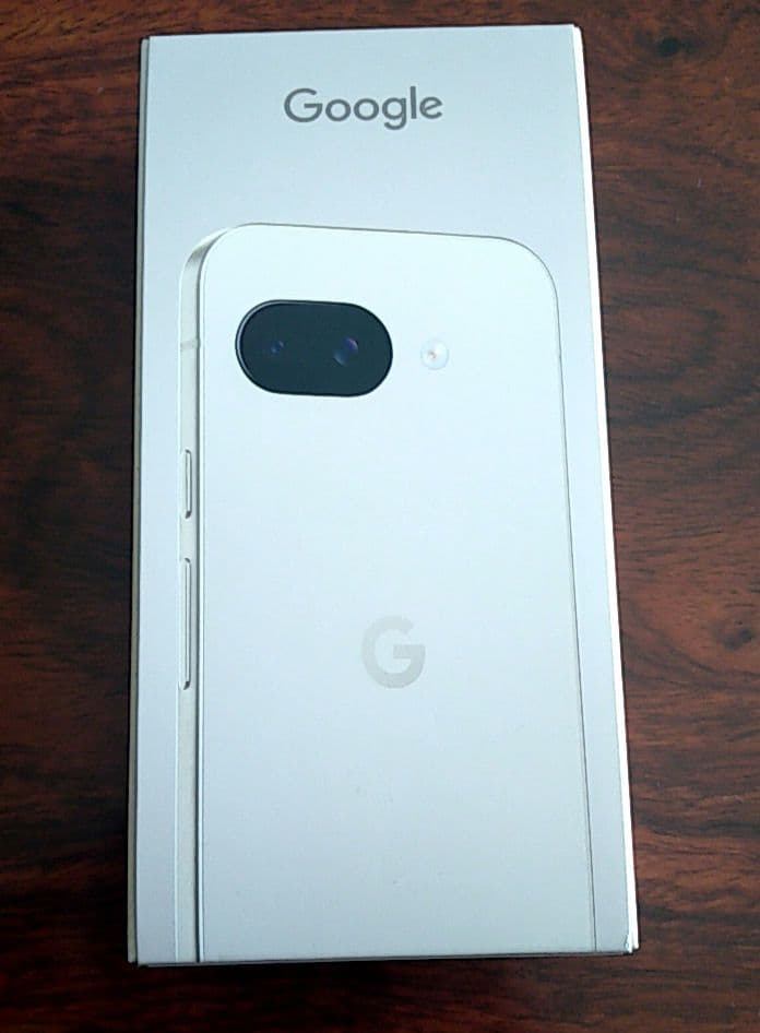 【新品未使用】Google Pixel9a 128GB　Porcelain