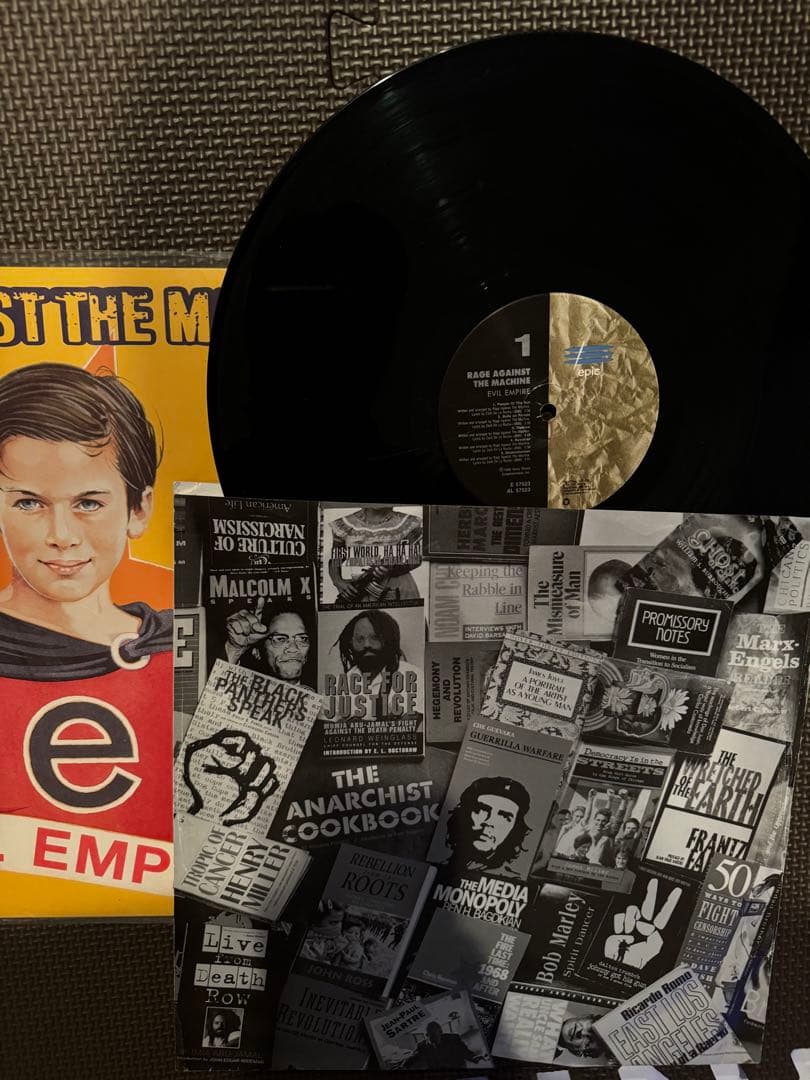 洋楽 RAGE AGAINST THE MACHINE EVIL EMPIRE