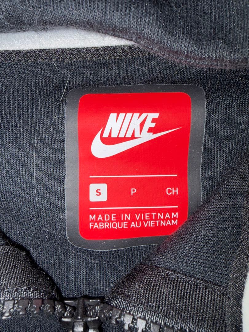 NIKEテックフリース上下