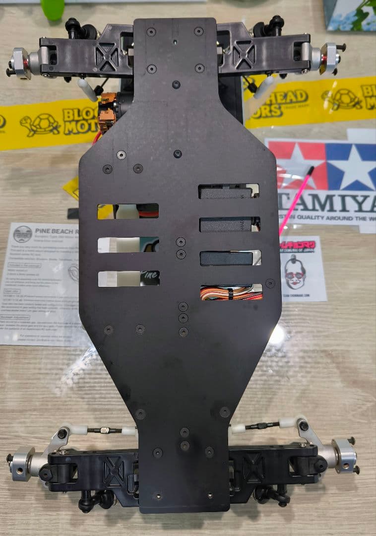 し*ー様 ヨコモ スーパードッグファイター 2.2インチタイヤ付