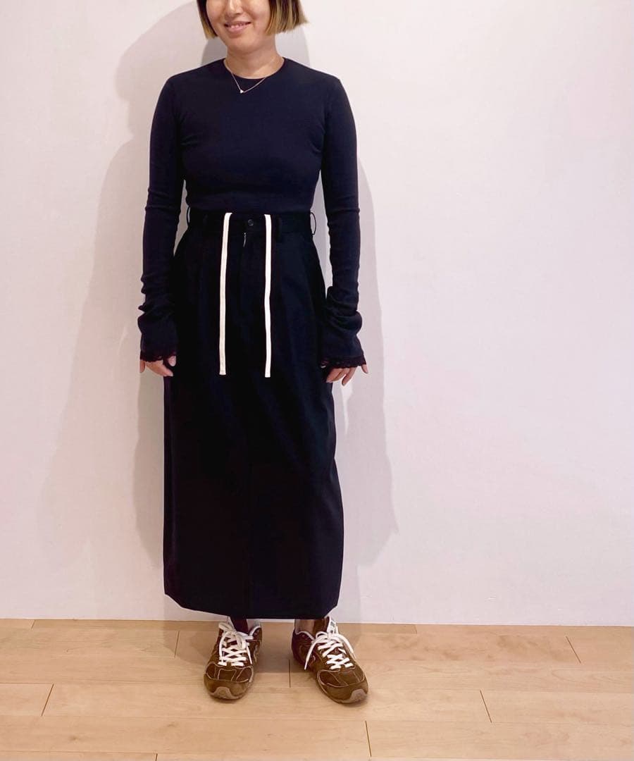 スカート HOLIDAY WOOL DRAWSTRINGS 2TUCK SKIRT
