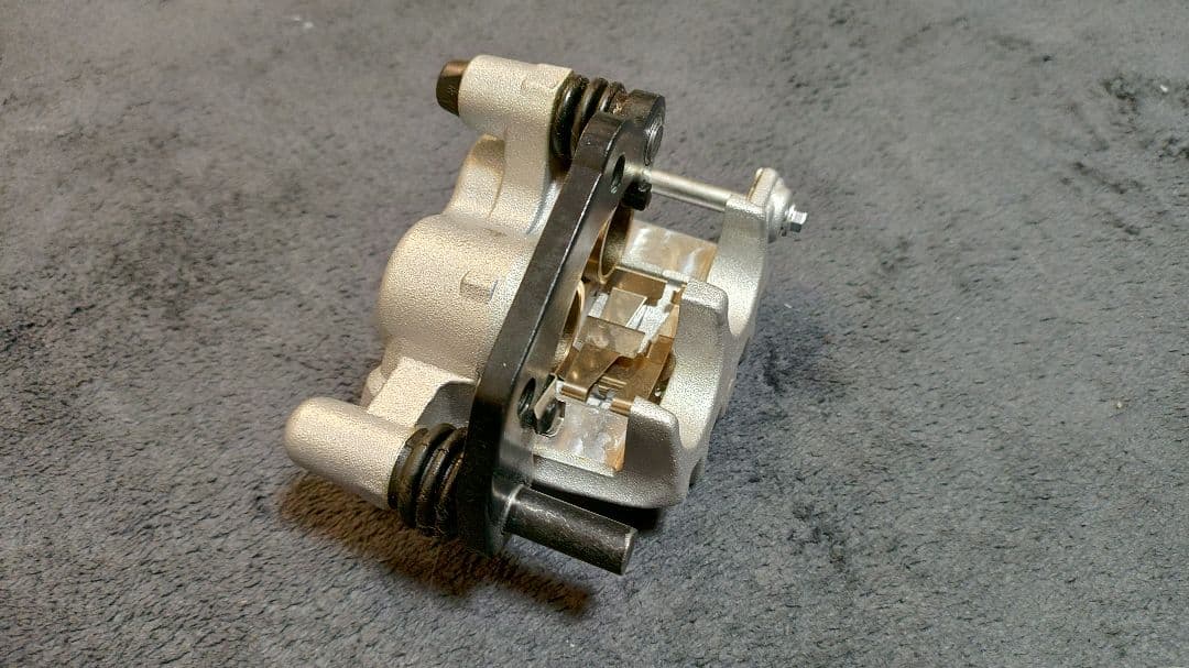 カワサキ KX KDX KSR純正ブレーキキャリパー 43080-0008 新品