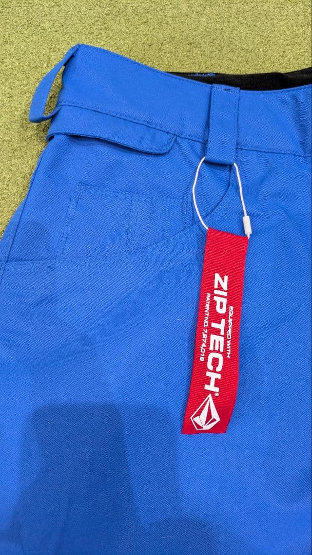 新品未使用　定価26400円　VOLCOM　スノーボード パンツ