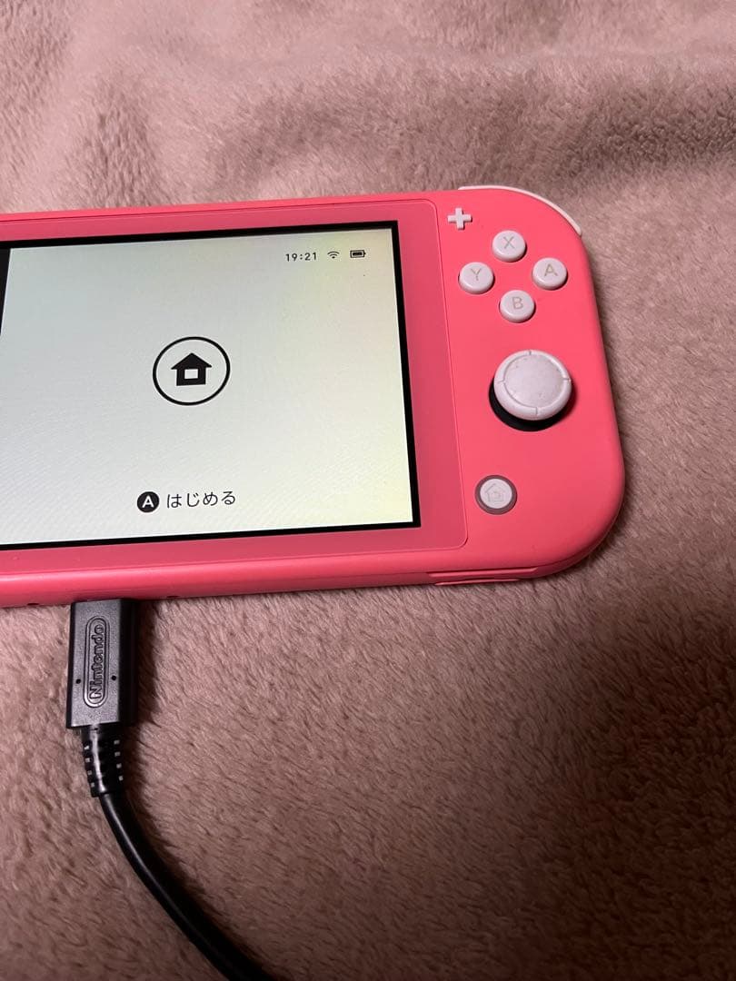 Nintendo Switch Lite ピンク　充電器付き