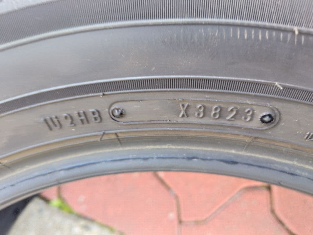 ダンロップ RV505 215/65 R16 2023年製 残り溝7.5mm