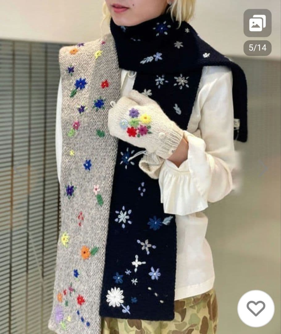ビームスの百名品手編み 刺繍 マフラー