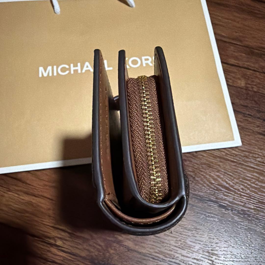 ｛新品同様｝MICHAEL KORS 二つ折り財布 ブラウン