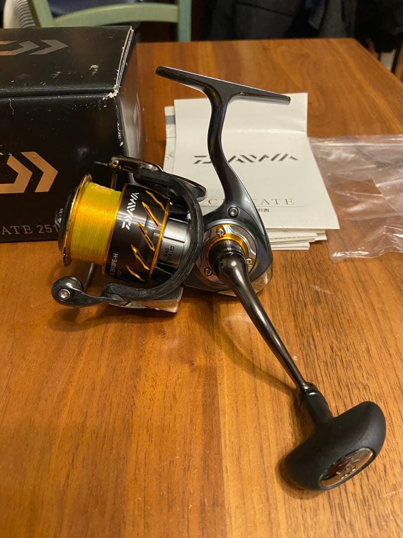 Daiwa Certate 13セルテート　2510PE-Hスピニングリール