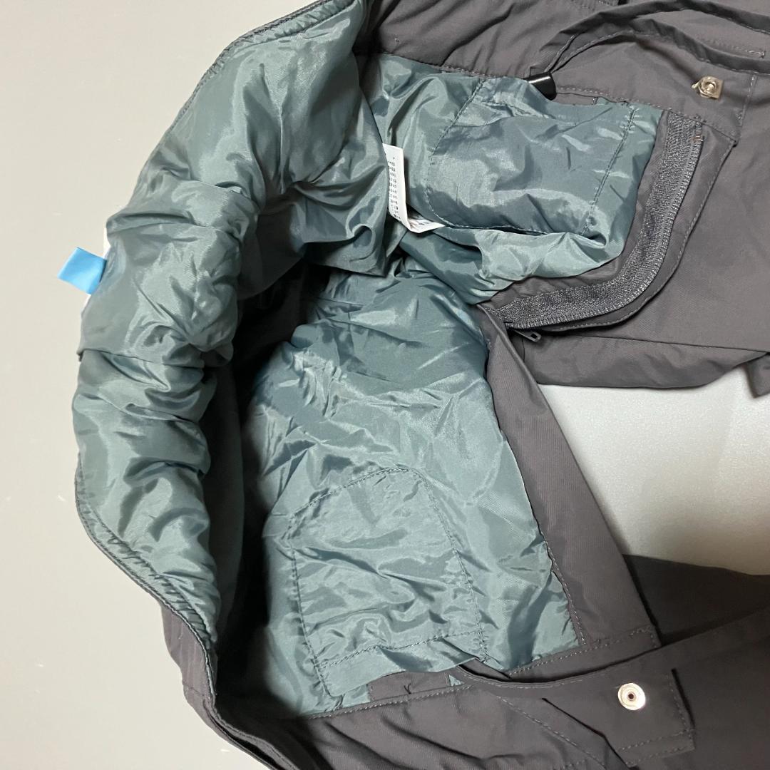 DESCENTE デサント　子ども　キッズ　スキーウェア １４０cm　上下セット