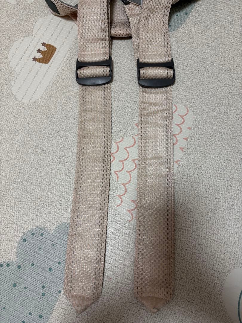 【美品】ベビービョルン　ベビーキャリアミニ　パーリーピンクAiry mesh