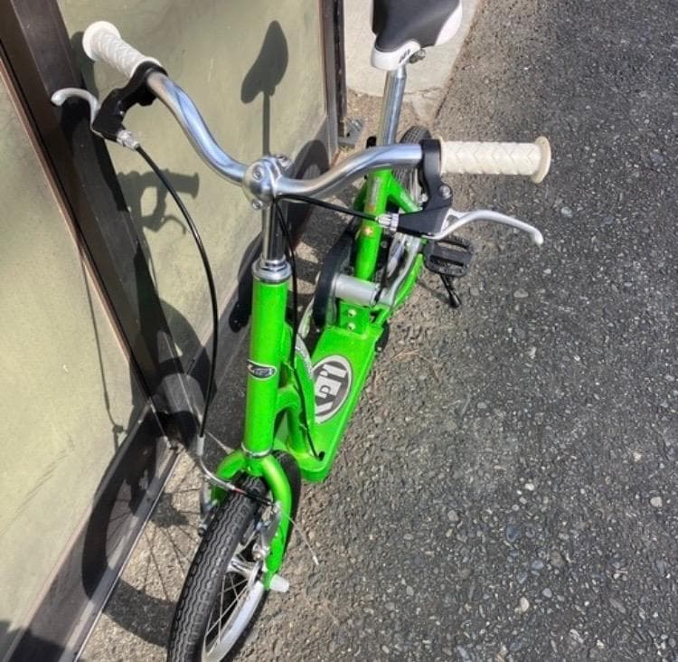 ルイガノ　キックスケーター風自転車