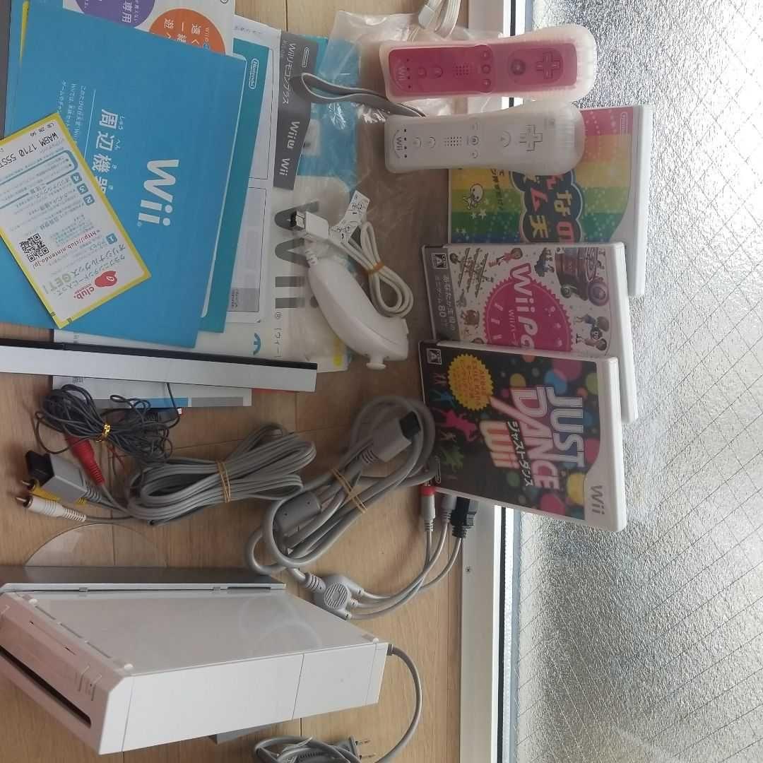 Wii 本体とソフト2点つき 説明書有