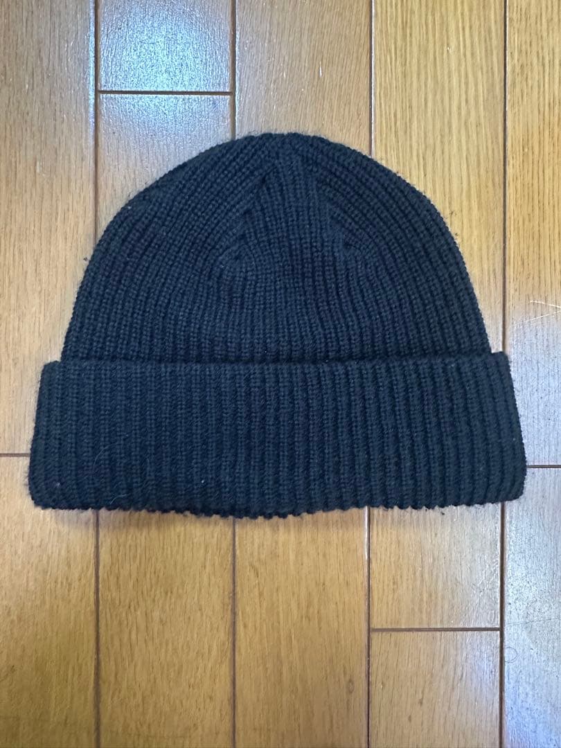 Supreme 黒 ビーニー