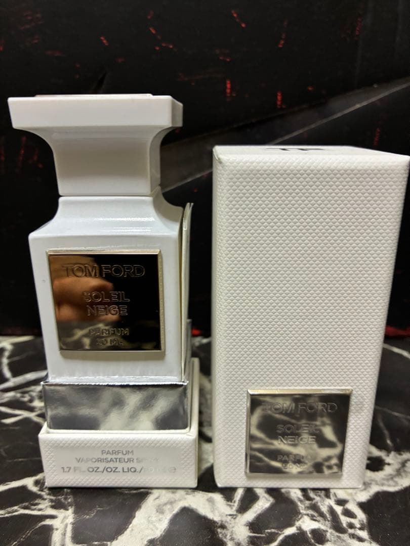 りく 　TOM FORD ソレイユネージュ　パルファム　50ml 美中古