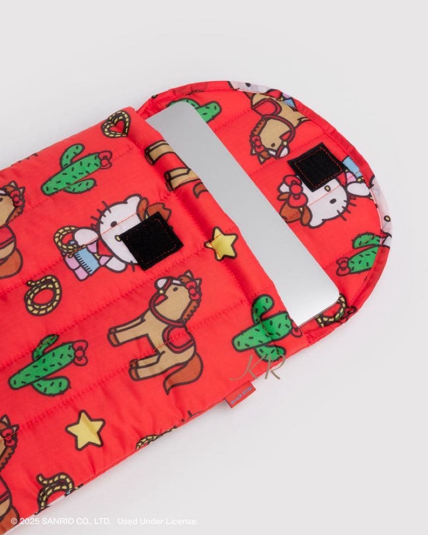 ★ Baggu ★ パソコン ラップトップ スリーブ ハローキティウェスタン