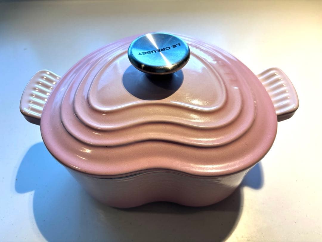 【美品】フランス製　ル・クルーゼ　ハート型鍋　シェルピンク