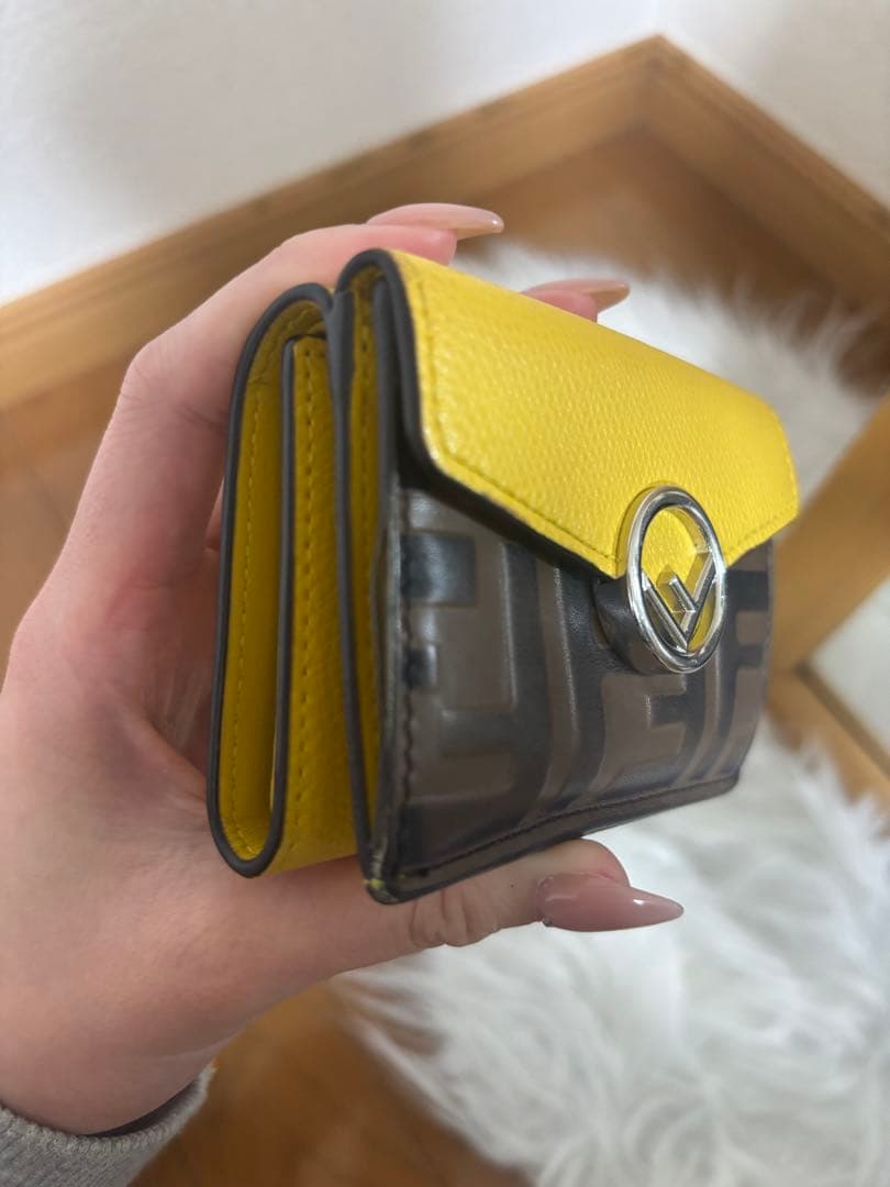 FENDI 三つ折り財布 イエロー/ブラウン