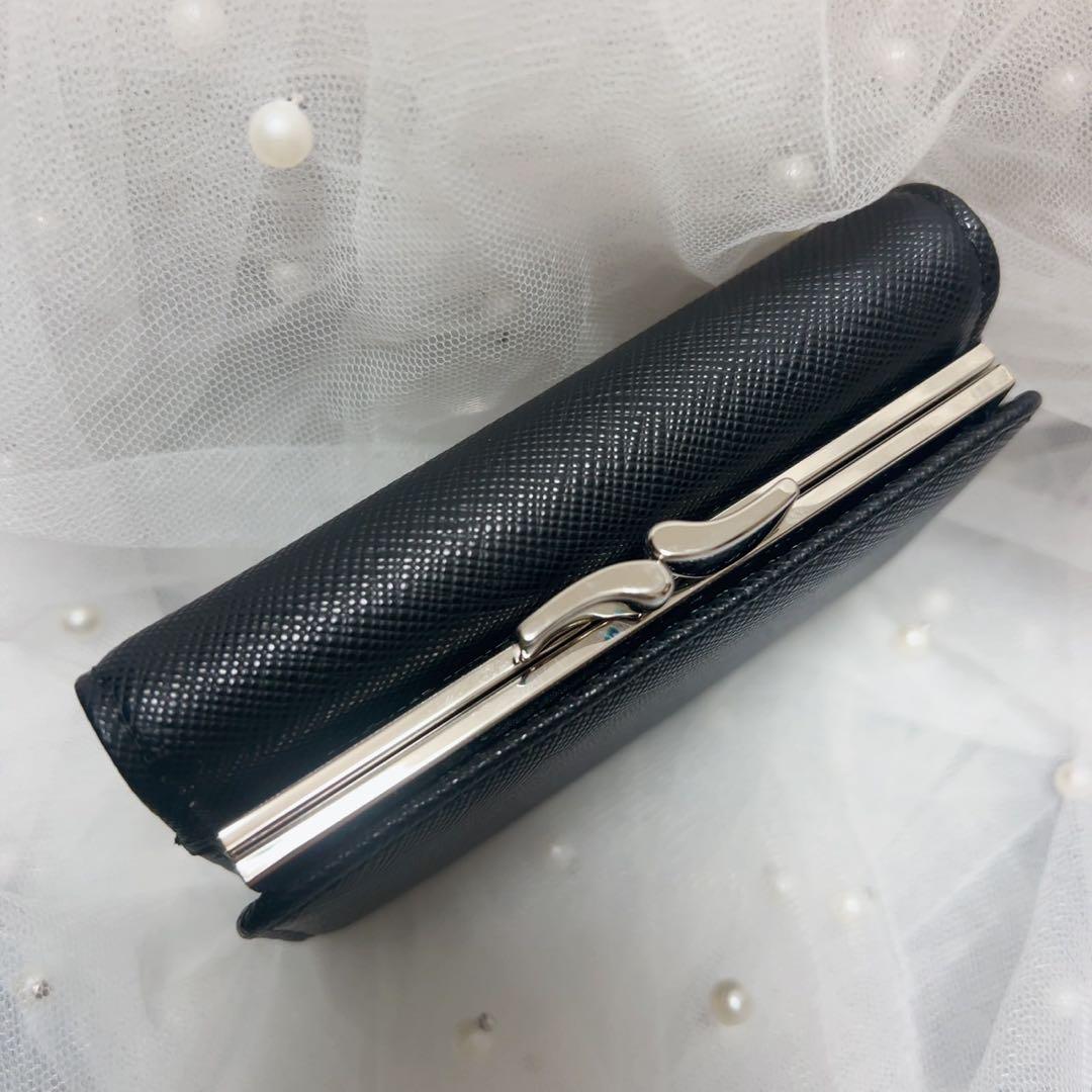 Vivienne Westwoodブラック三つ折り財布