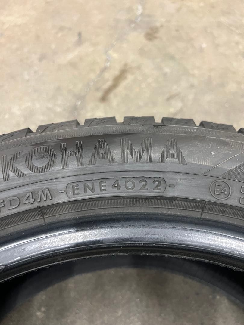215/50R17 ヨコハマ IG60 2022年製 4本 スタッドレス