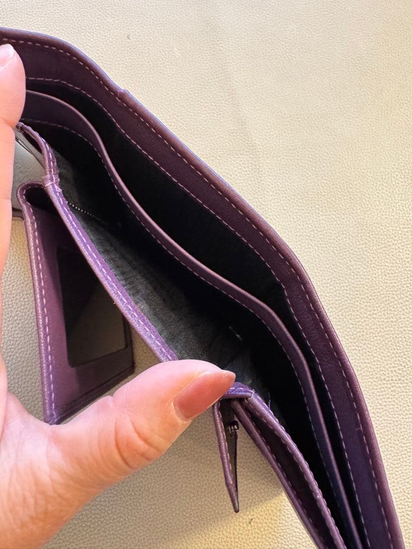 最終値下げ　美品Salvatore Ferragamo パープル 三つ折り財布紫