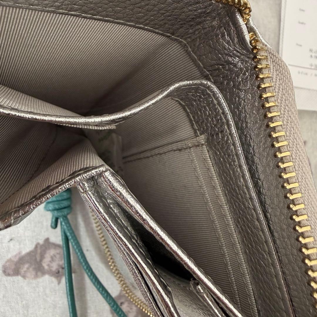 【BEAURE】ヴュレ ハンドストラップ付き 財布 ウォレット カウレザー 本革