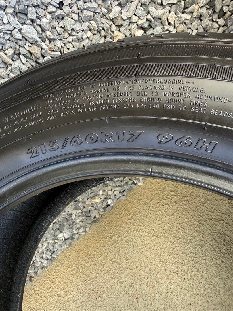 Maximus 215/60R17 タイヤ 4本セット