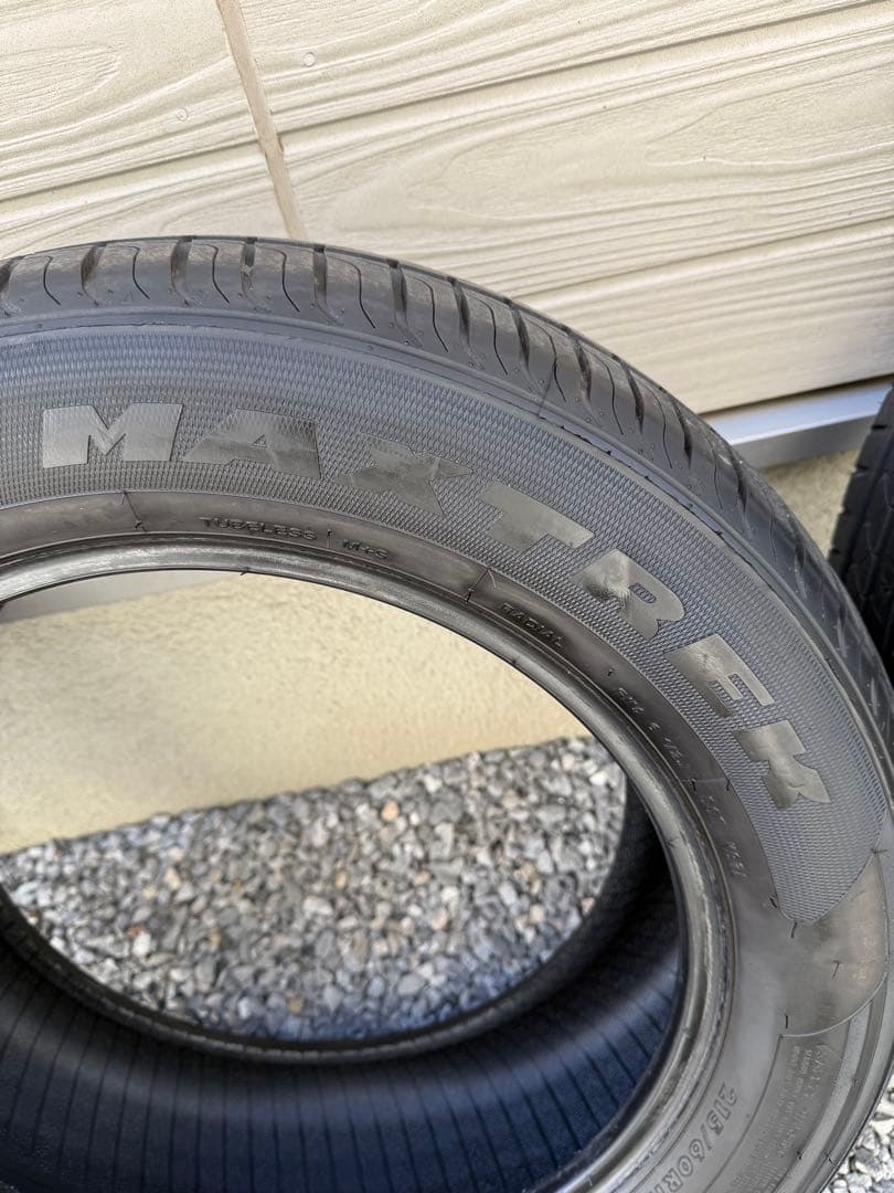 Maximus 215/60R17 タイヤ 4本セット