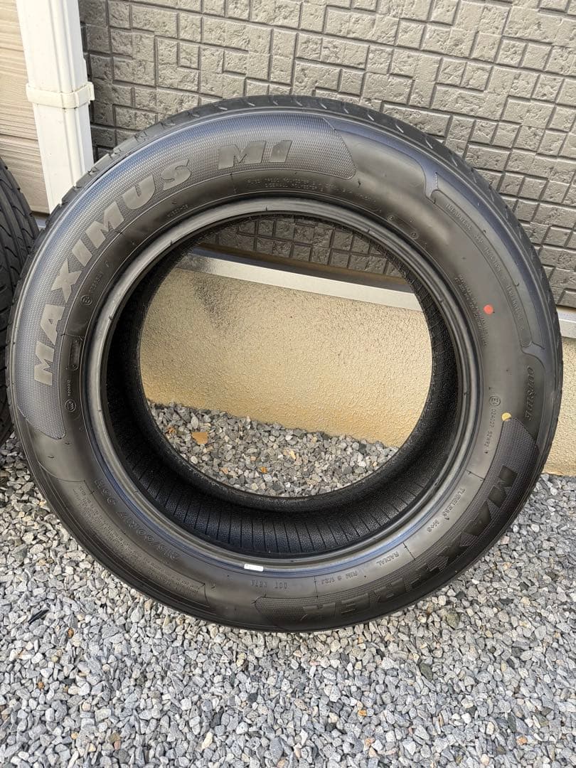 Maximus 215/60R17 タイヤ 4本セット