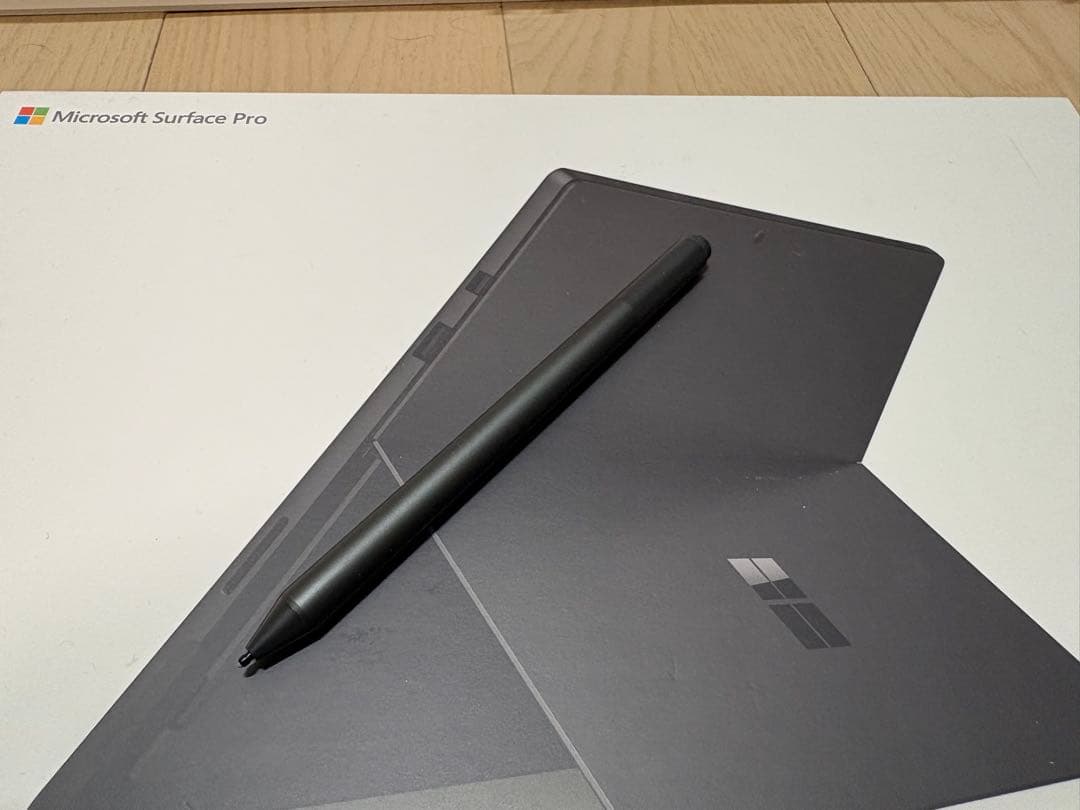 Microsoft Surface Pro6 本体 + キーボード + ペン