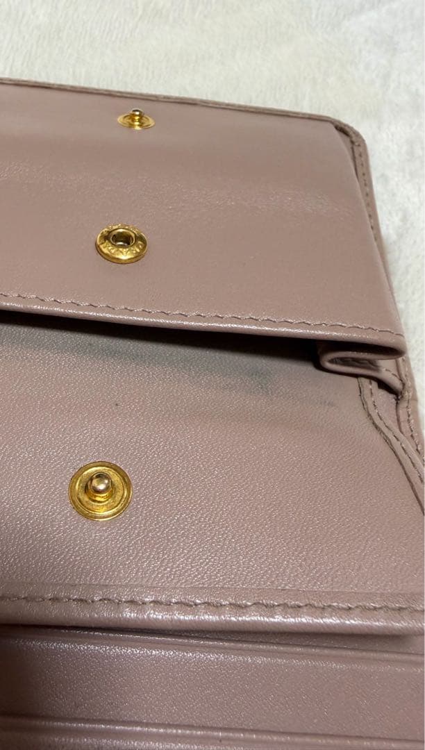 PRADA ピンク 三つ折り財布