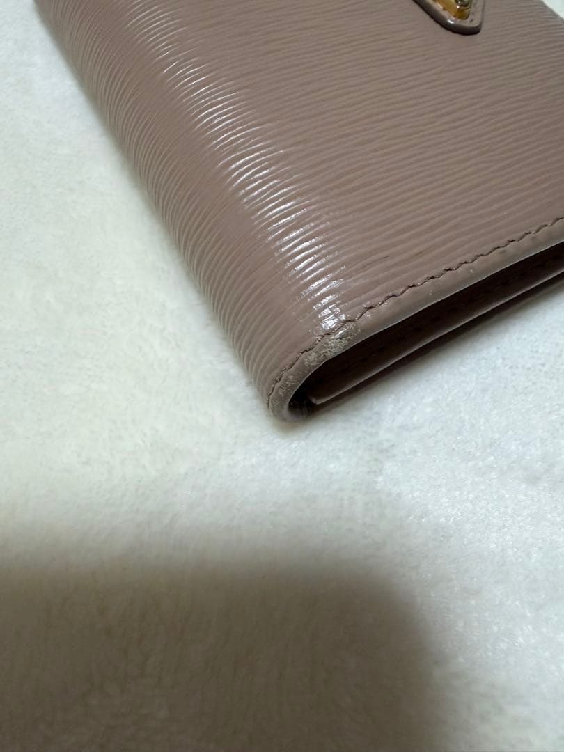 PRADA ピンク 三つ折り財布