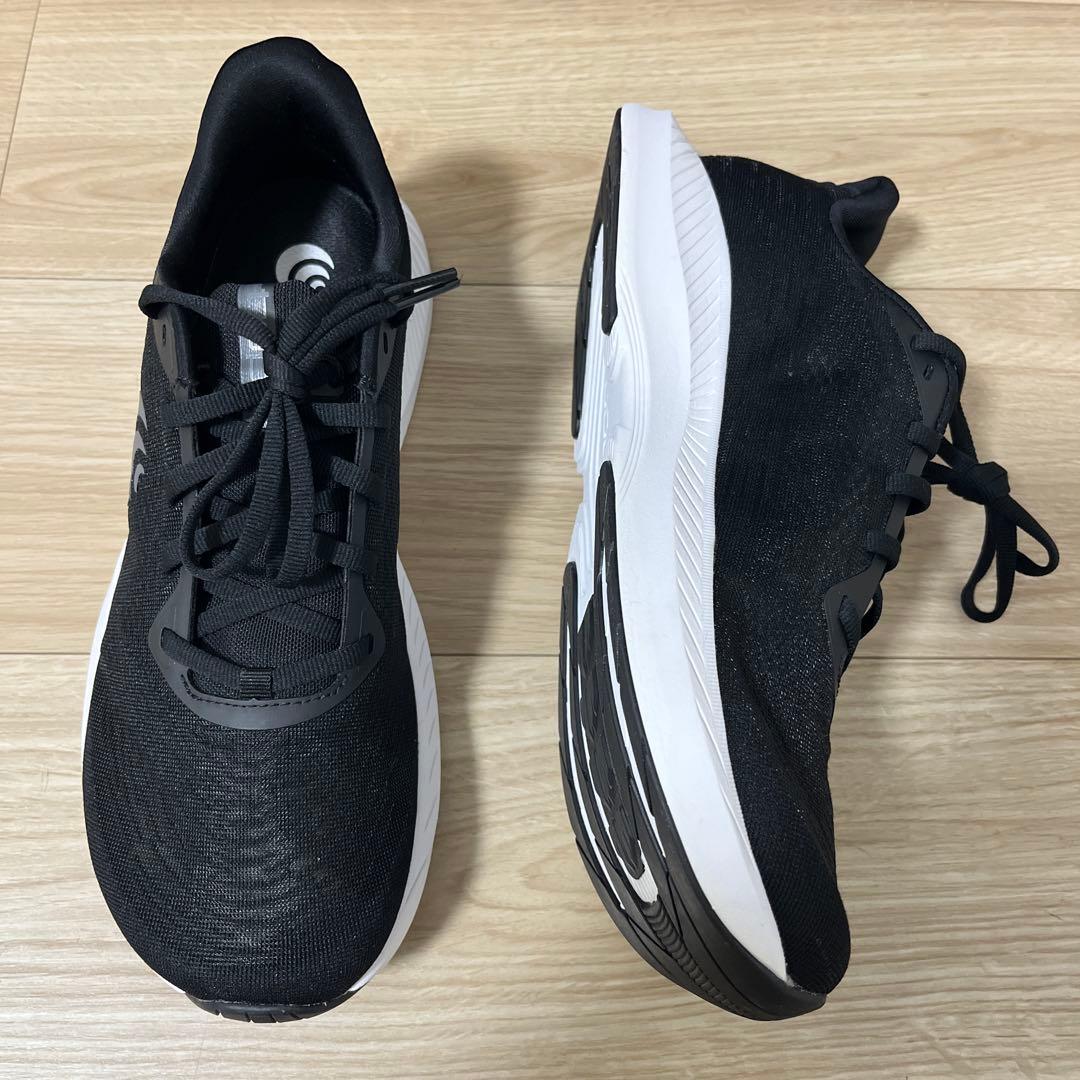 新品未使用Topo FLI-LYTE 5 メンズランニングシューズ26.5cm