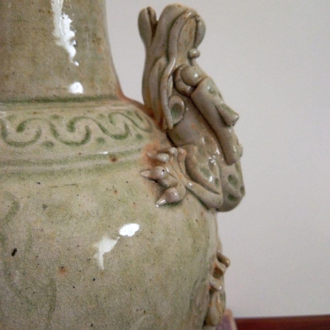 中国古玩　青磁　龍耳付き花瓶